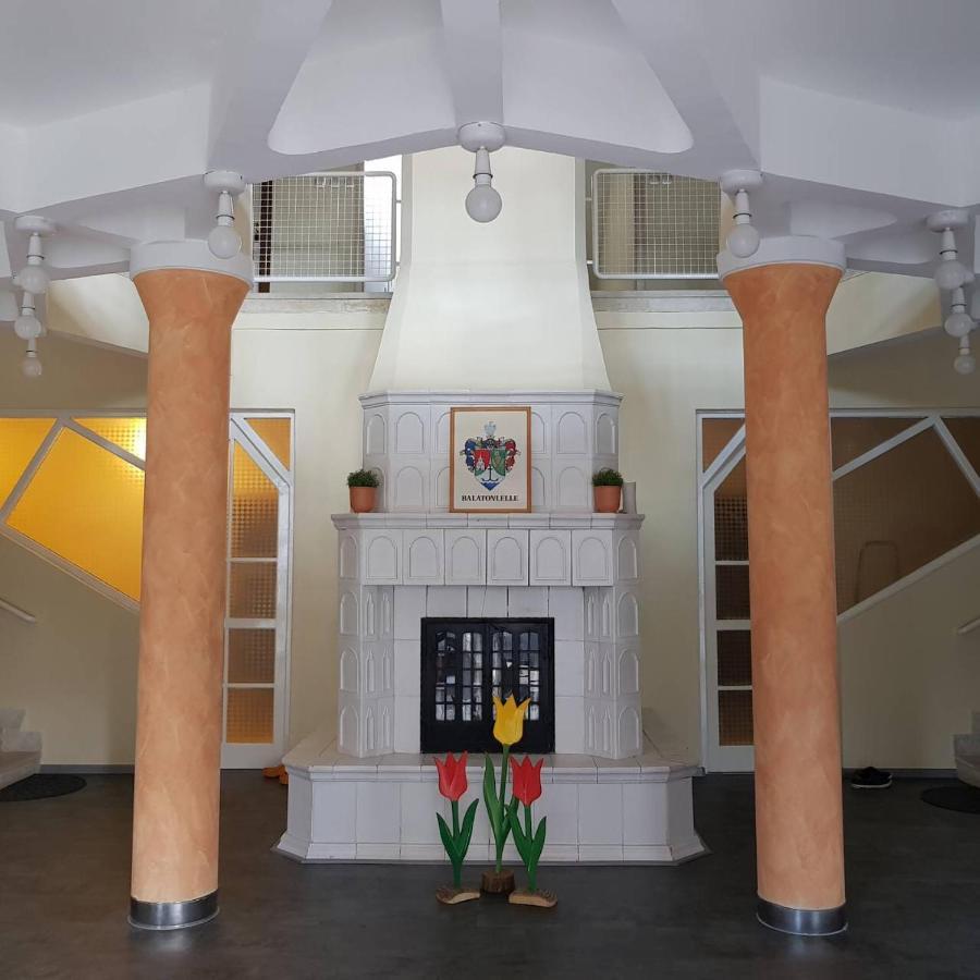 Hotel Grantek Ueduelohaz Balatonlelle Zewnętrze zdjęcie