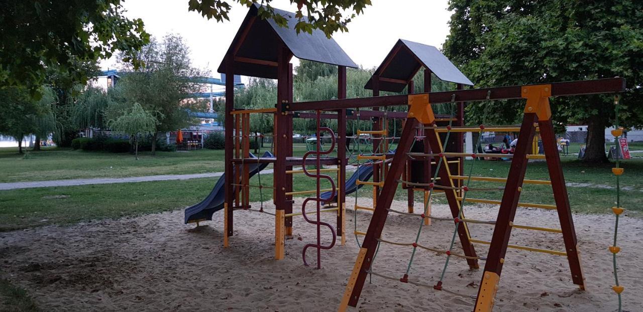 Hotel Grantek Ueduelohaz Balatonlelle Zewnętrze zdjęcie